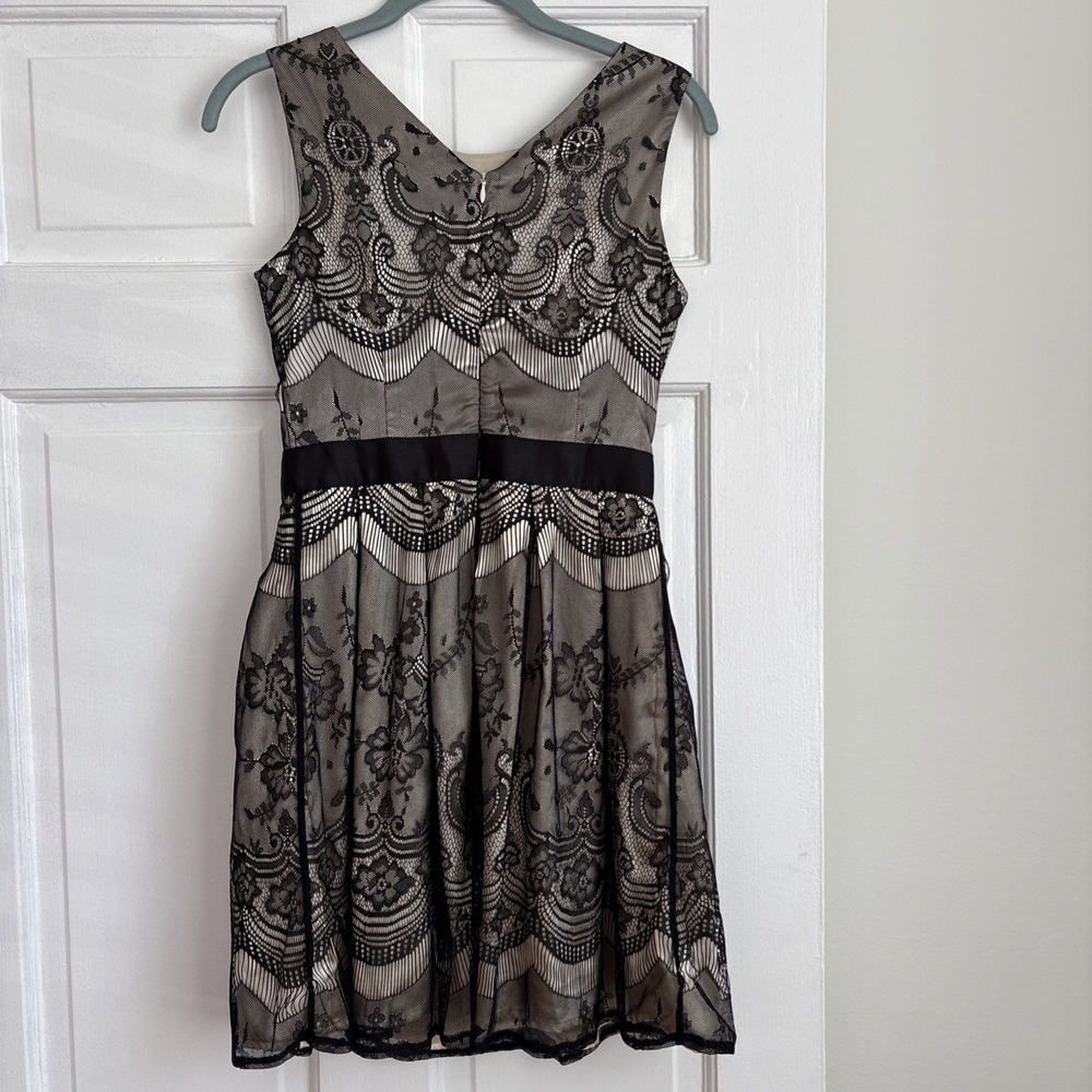 London Dress Company Black Lace Fit Flare Cocktail Dress Cream Lining Womens 4